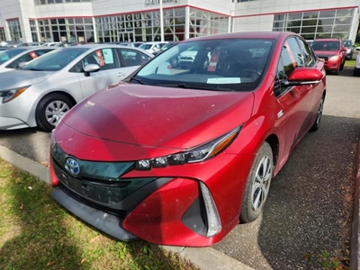 Used Toyota Prius Prime 2017 for sale in Quebec, Quebec