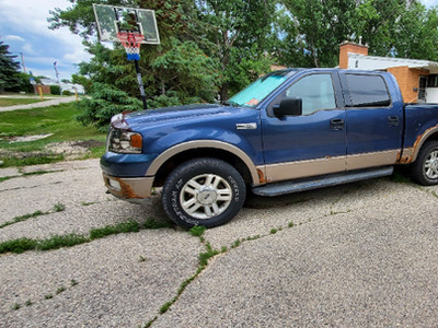 2004 Ford F150 SELLING 