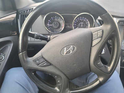 2011 Hyundai Sonata FULL OPTIONS