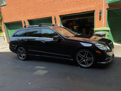 2011 Mercedes Benz E350 4Matic AMG package