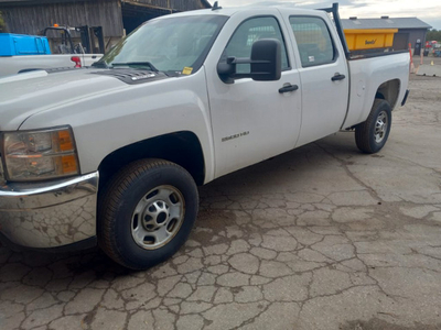 2014 Silverado 2500hd plow truck