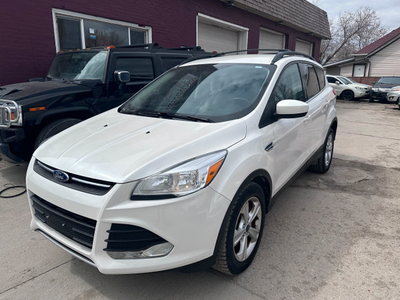 2016 Ford Escape SE 4WD NEW SAFETY CLEAN TITLE