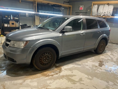 Used 2010 Dodge Journey *** AS-IS SALE *** YOU CERTIFY & YOU SAVE!!! *** 7 Passenger * Keyless Entry * Leather Steering Wheel * Auto/Tiptronic Transmission * Traction/Stabili for Sale in Cambridge, Ontario