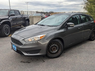 Used 2016 Ford Focus 5DR HB SE for Sale in Ancaster, Ontario