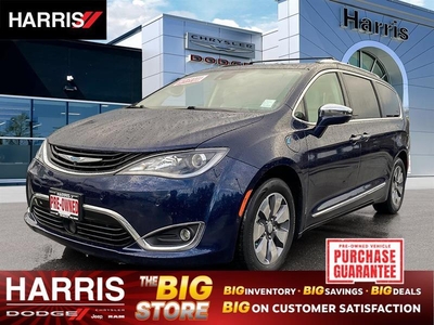 Used Chrysler Pacifica 2017 for sale in Victoria, British-Columbia