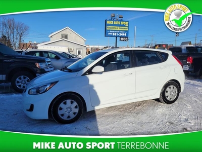 Used Hyundai Accent 2012 for sale in Terrebonne, Quebec