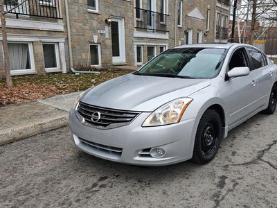 Used Nissan Altima 2010 for sale in Montreal, Quebec
