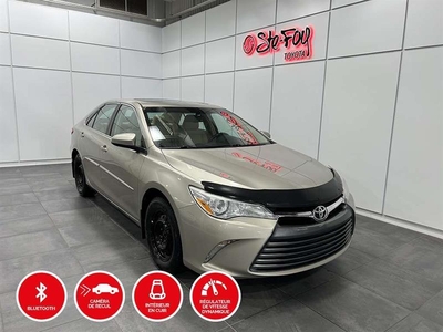 Used Toyota Camry 2016 for sale in Quebec, Quebec