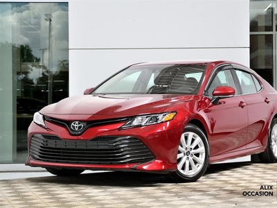 Used Toyota Camry 2018 for sale in Montreal, Quebec