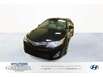 Used Toyota Camry Hybrid 2014 for sale in Montreal, Quebec