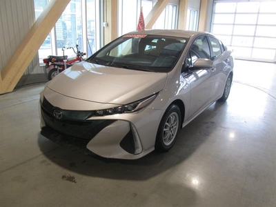 Used Toyota Prius Prime 2018 for sale in Quebec, Quebec