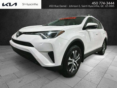 Used Toyota RAV4 2016 for sale in Saint-Hyacinthe, Quebec