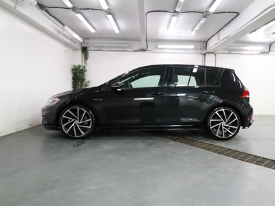 Used Volkswagen Golf R 2018 for sale in Quebec, Quebec