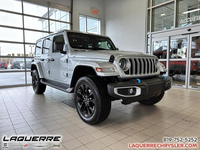 Used Jeep Wrangler 4xe PHEV 2024 for sale in Victoriaville, Quebec