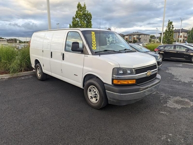 Used Chevrolet Express Cargo Van 2018 for sale in Saint-Jean-sur-Richelieu, Quebec