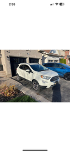 2020 Ford Ecosport Titanium AWD - Only 5,500 kms