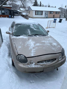 1999 ford Taurus se for sale AS IS