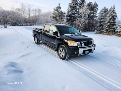 2008 Nissan Titan LE