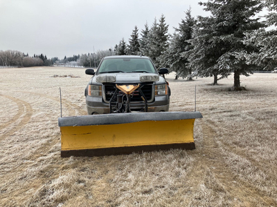 2009 sierra 3/4 ton daily driver with fisher 8ft plow