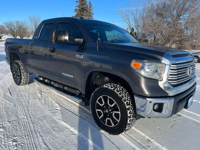 2014 Tundra double cab TRD SR5 (DEAL PENDING)