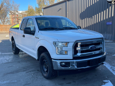 2015 FORD F-150 4x4 **CLEAN TITLE**