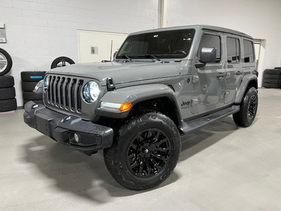 2022 Jeep Wrangler Unlimited Sahara Altitude 2.0L SKY ROOF 1 OW