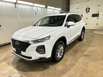 CLEAN TITLE, SAFETIED. 2019 Hyundai Santa Fe