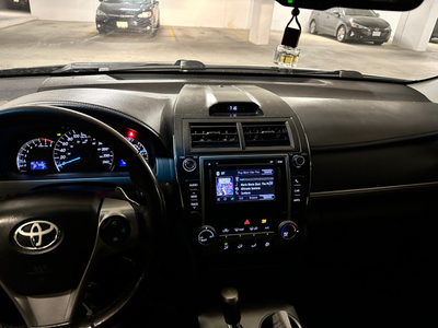 Toyota Camry SE 2012