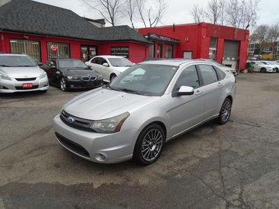 Used 2010 Ford Focus SES/ LEATHER / ROOF/ HEATED SEATS / ALLOYS / CLEAN for Sale in Scarborough, Ontario