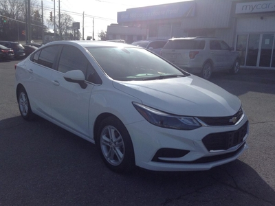 Used 2018 Chevrolet Cruze LT Auto SUNROOF. BACKUP CAM. HEATED SEATS. PWR SEATS. ALLOYS. A/C. CRUISE. KEYLESS ENTRY. PWR GROUP. for Sale in Kingston, Ontario