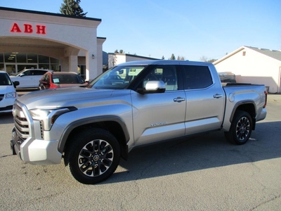 Used 2022 Toyota Tundra LIMITED CREWMAX 4WD for Sale in Grand Forks, British Columbia
