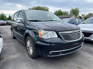 Used Chrysler Town & Country 2012 for sale in Quebec, Quebec