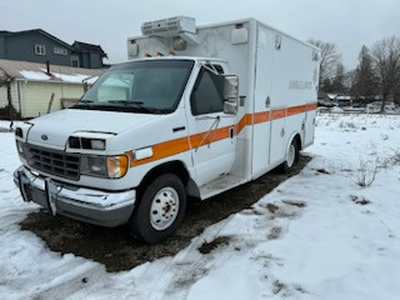1993 Ford F-350 Ambulance