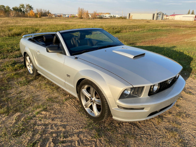 2005 Ford Mustang GT Conv 4.6L V8 Manual, Leather, Exc Condition