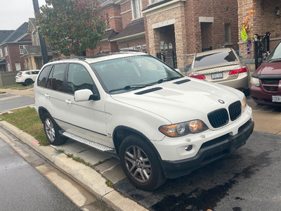 BMW -X5 2006 for sale good condition no scratches and no rust