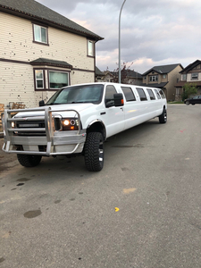 Must Sell or TRADE 24psgr JACKED 4x4 LIMO $27’999 OBO