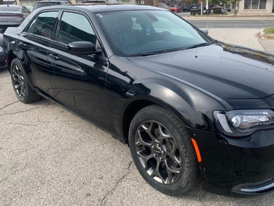 2016 Chrysler 300 S AWD with only 119,000km