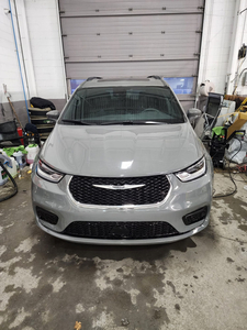 Chrysler Pacifica 2022 S package AWD
