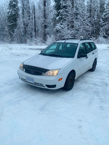 115,000 kms! 2005 Ford Focus wagon $3,600OBO