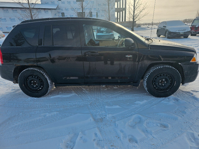 2008 jeep compass awd (SAFETIED)