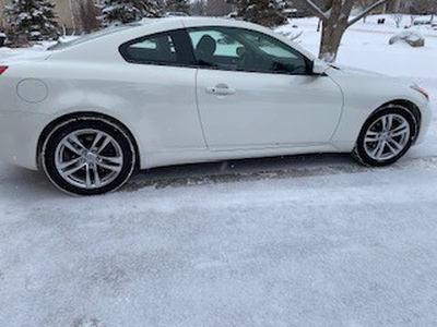 2009 Infiniti G37| 1 Owner|67,000Kms|Fresh Safety