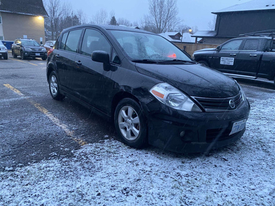 2011 Nissan Versa *offers welcome*
