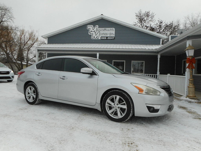 2013 Nissan Altima SL LOADED/ONLY 106,000KM!