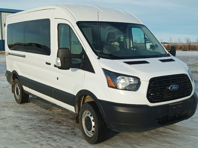 2019 Ford Transit passenger Van 4X4 XL