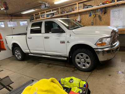 2500 ram Cummins diesel 6 spd manual