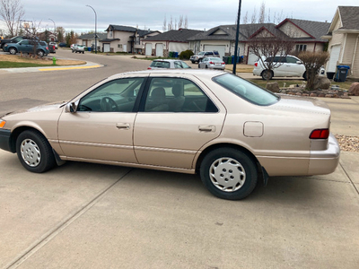 99 Toyota Camry LE