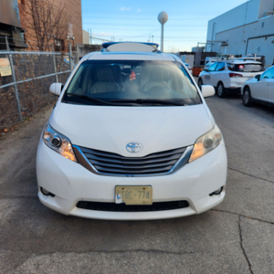 (Available) 2011 Toyota Sienna for Sale