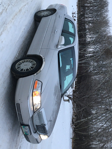 Lincoln town car