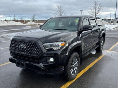 Used 2021 Toyota Tacoma Nightshade Crew Cab 4WD V6 - Navigation, Sunroof, Leather, Side Steps, Heated + Power Seats & More! for Sale in Guelph, Ontario