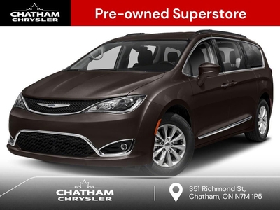 Used 2017 Chrysler Pacifica Limited LIMITED NAV POWER DOORS SUNROOF for Sale in Chatham, Ontario